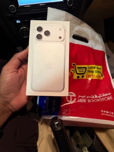 17 برو ماكس 