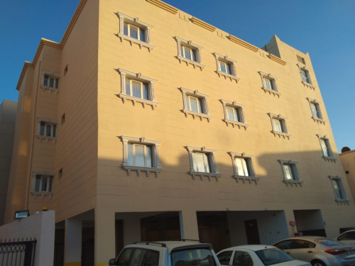 للبيع عمارة سكنيه بالمطار القديم