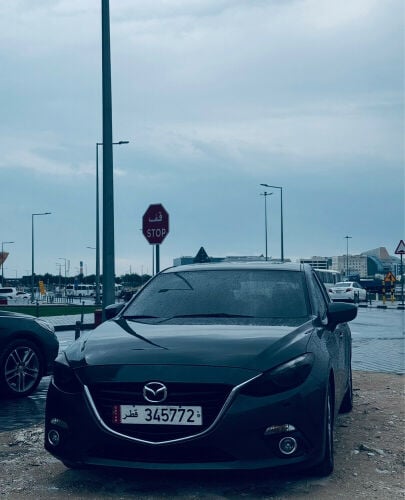 Mazda 3 hatchback full option 2016