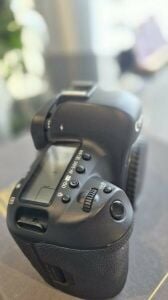 Canon 5D Mark 4 + 50mm 1.2 + 24-105
