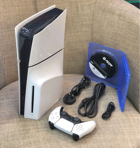 PS5 Slim Cd version (1TB)
