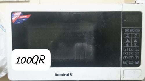 Like-new microwave