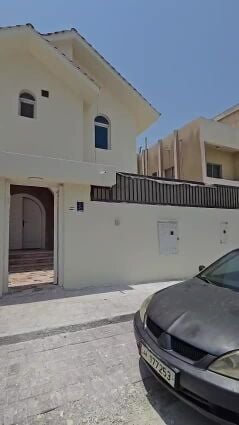 المطار القديم فيلا مستقلة للايجار