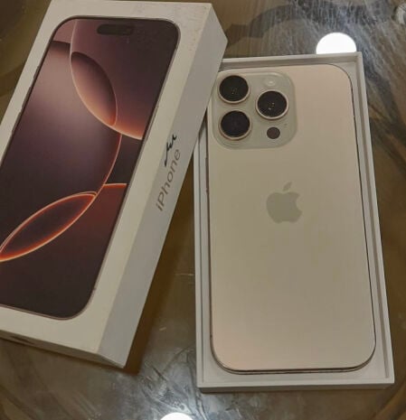 أيفون 16برو صحراوي 