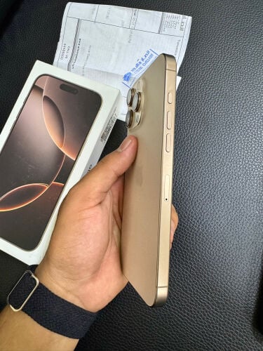 ايفون ١٦برومكس ٩٩ بتري