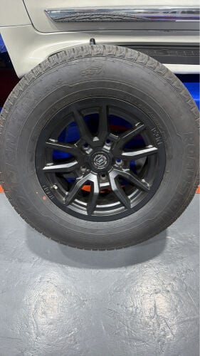 Roadstone 4 tires Only. 275/65/17R 