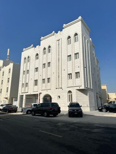للبيع عمارة جديدة بالمطار القديم