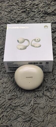 Huawei freeclip