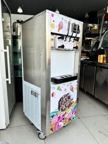 Ice cream machine