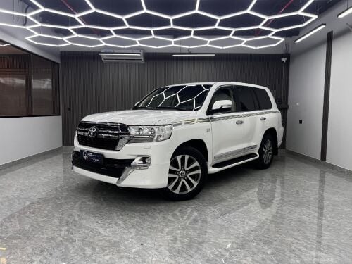 land cruiser vxr 2019