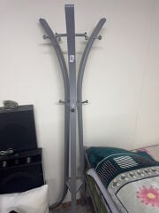 Hanger dress