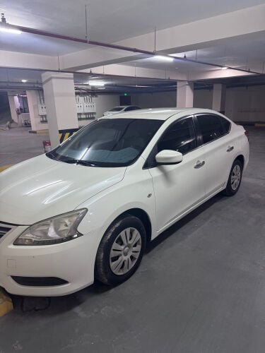 Nissan Sentra 2014 Very low mileage
