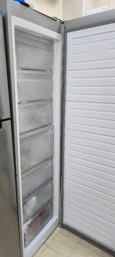 Sharp upright Freezer