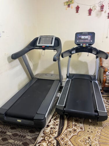 معدات رياضية للبيع 