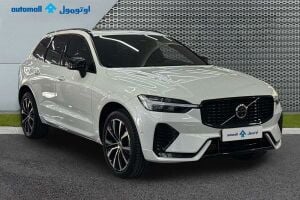 VOLVO XC60 B5 ULTIMATE DARK