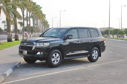2009 جيكسار نظيف