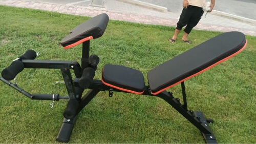 Adjustable bench 