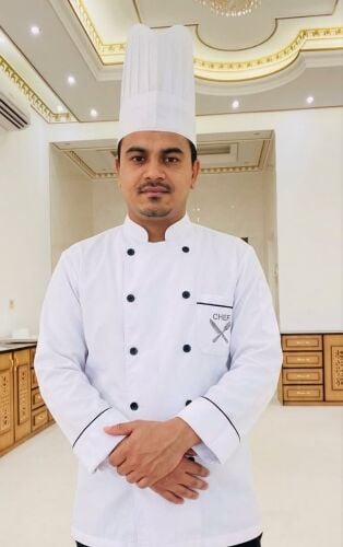 ايجار شهري طباخ ، سائق ،مقهوي
