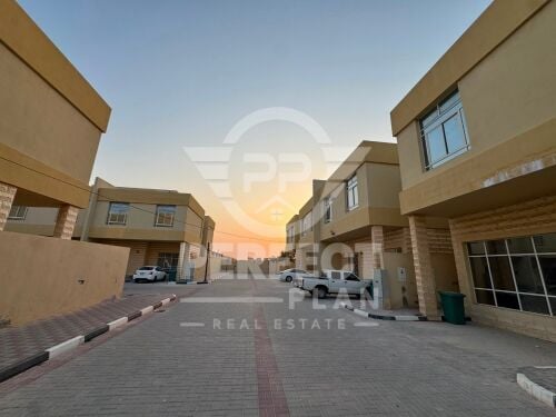 Staff villa for rent in Umm Salal A