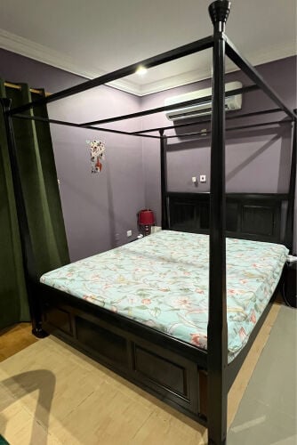 king size bed