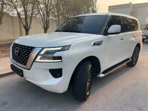 نيسان باترول أس إي أبيض ٢٠٢٢