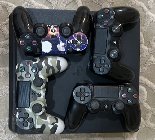 PlayStation 4 for sale, excellent c