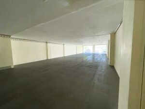 COMMERCIAL SHOP FOR RENT