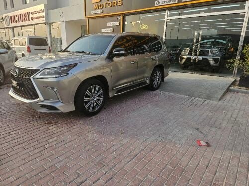 LEXUS LX 570