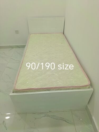 مراتب سرير جديدة للبيع