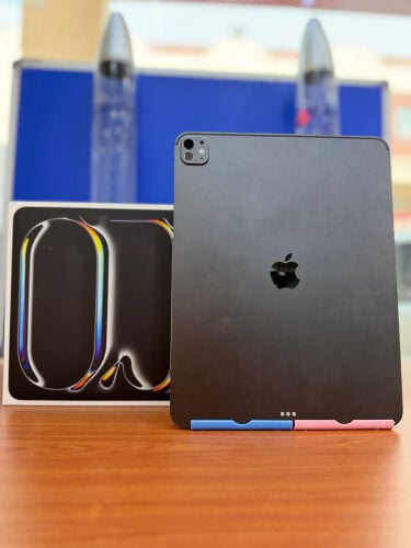iPad 13 inch pro (M5) 256GB 