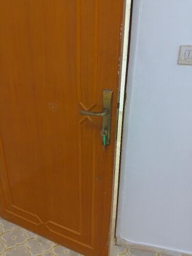 نجار أبواب