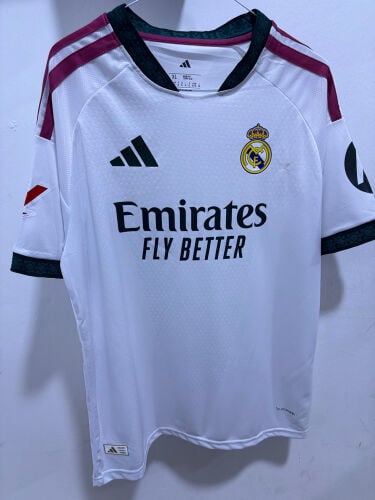 قميس ريال مدريد 2026/2027 الأساسي