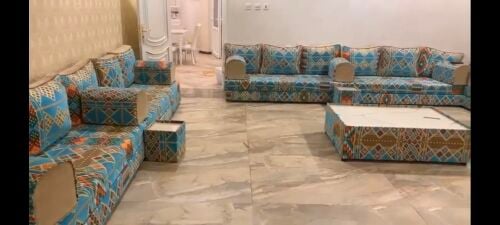 Arabic chairs for sale in good cond