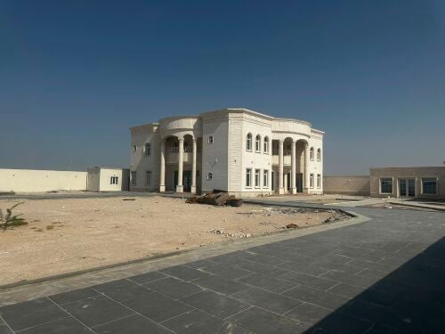 Rental or sale palace on the Diwan