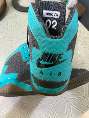 Nike 