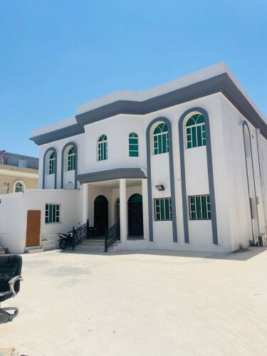 RUNNING VILLA AVAILABLE 