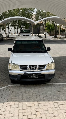 nissan pickup