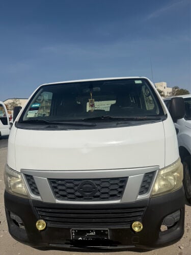 Nissan Urvan 2015 model 