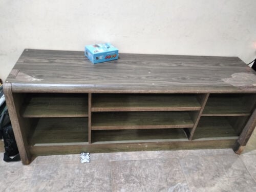 sofa and tv table 