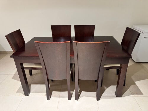 Expandable Dining Table + 6 Chairs 