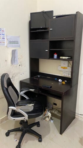 dressing table and chair 