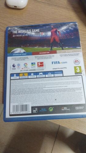فيفا ١٨