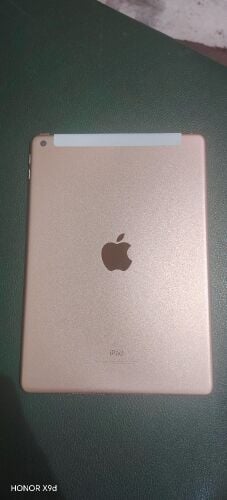 ipad 6th generation  128gb