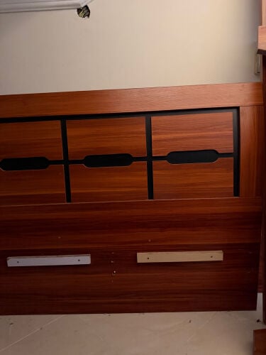 bed 120cm very good condition 