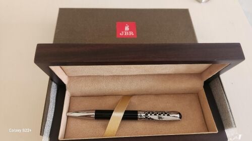 Brand new JBR pen