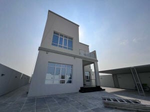 فيلا جديدة للإيجار ٧ غرف |الثمامه