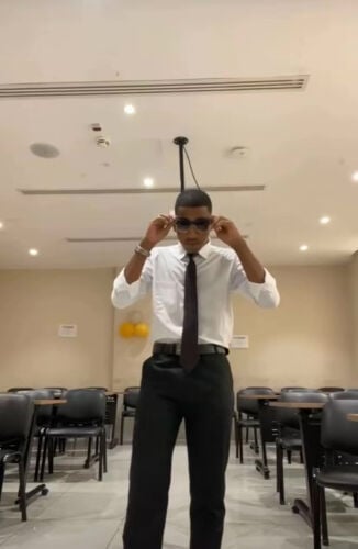 شاب يبحث عن عمل ومستعد في اي وقت وجاد وملتزم