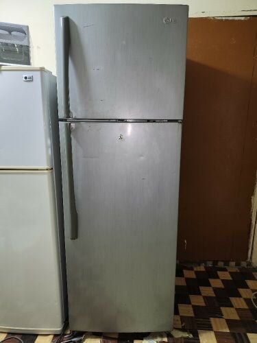 LG Fridge sell in Doha, Qata