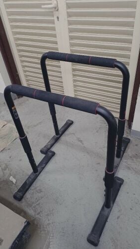 Dumbbells straight bar abs wheel