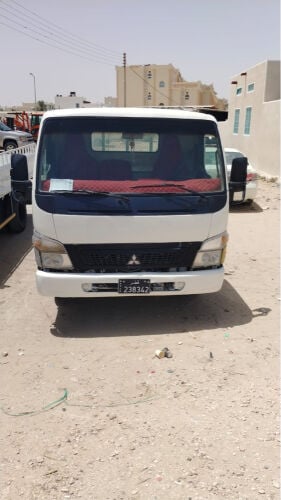 pick up canter for rent with driver
